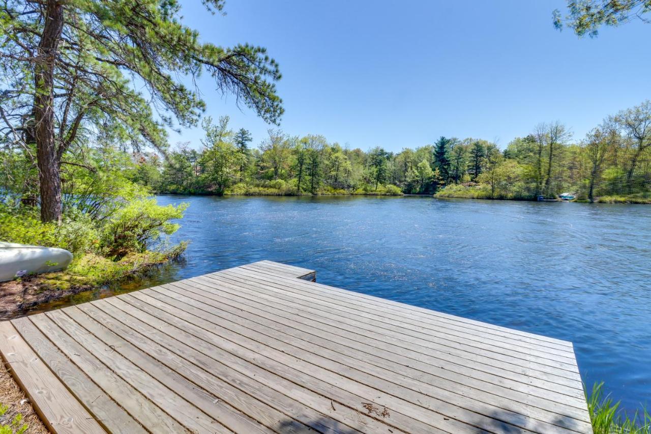 Lakefront Poconos Vacation Rental With Swim Dock! Long Pond Εξωτερικό φωτογραφία