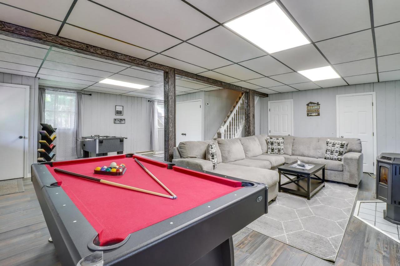 Lakefront Poconos Vacation Rental With Swim Dock! Long Pond Εξωτερικό φωτογραφία