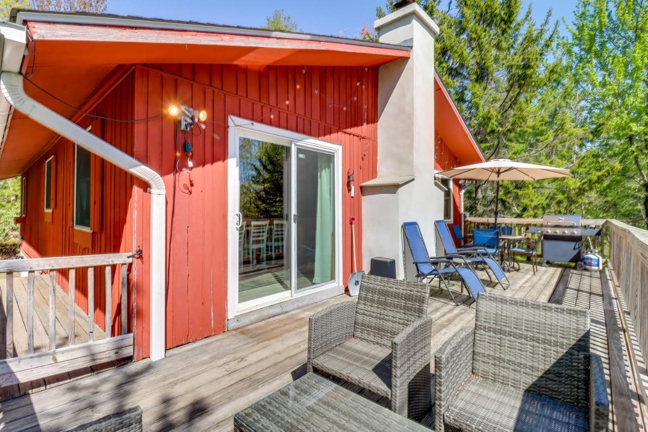 Lakefront Poconos Vacation Rental With Swim Dock! Long Pond Εξωτερικό φωτογραφία