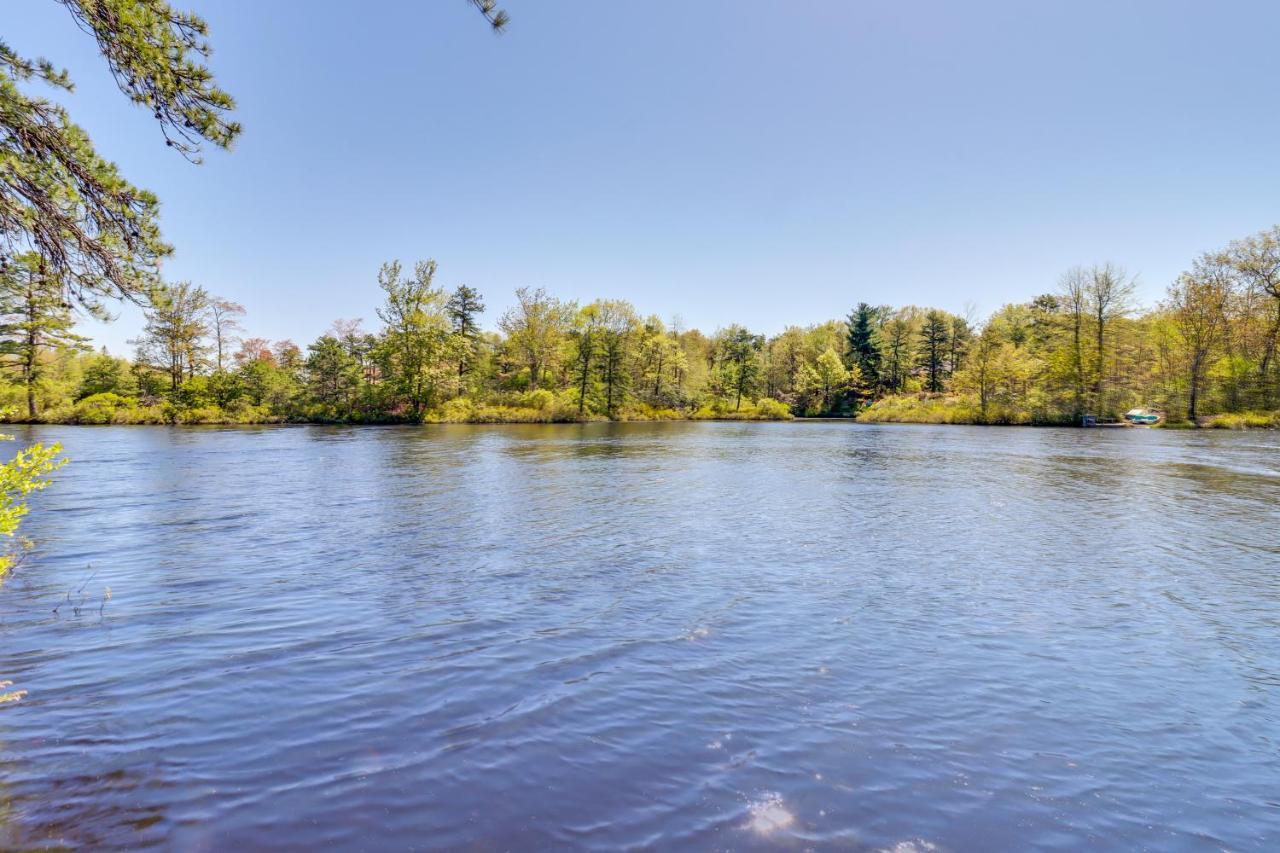 Lakefront Poconos Vacation Rental With Swim Dock! Long Pond Εξωτερικό φωτογραφία