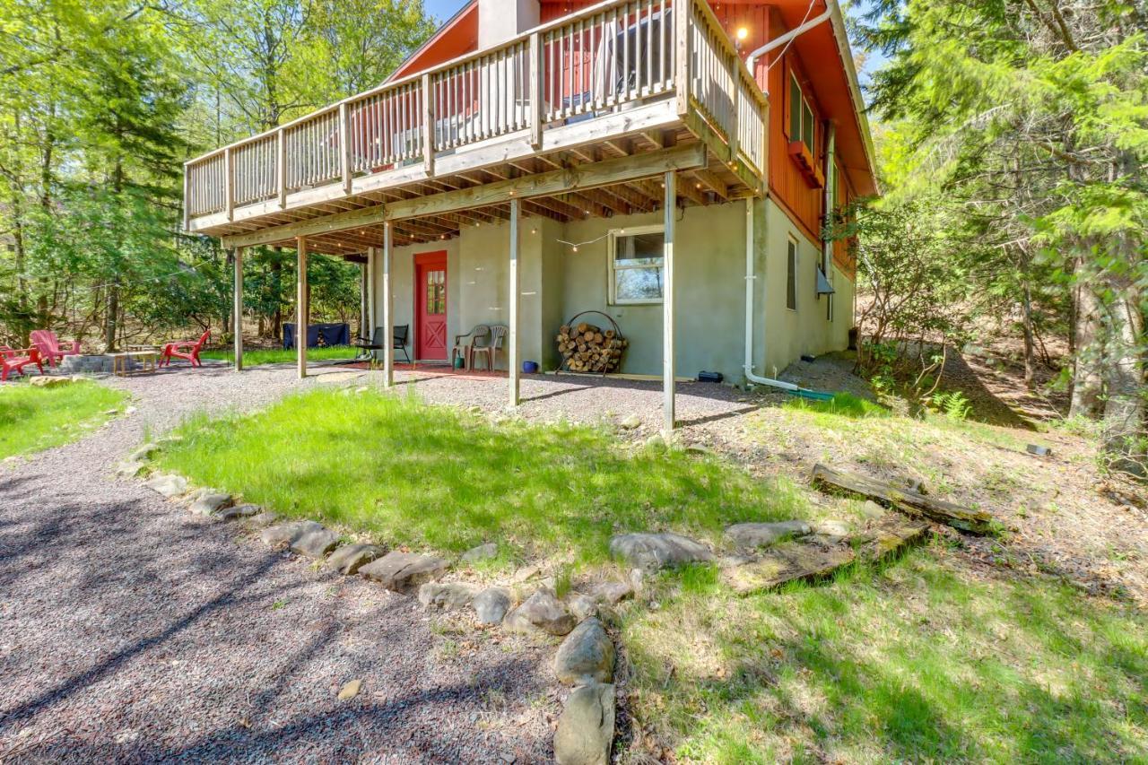 Lakefront Poconos Vacation Rental With Swim Dock! Long Pond Εξωτερικό φωτογραφία