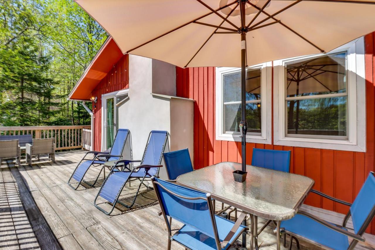 Lakefront Poconos Vacation Rental With Swim Dock! Long Pond Εξωτερικό φωτογραφία